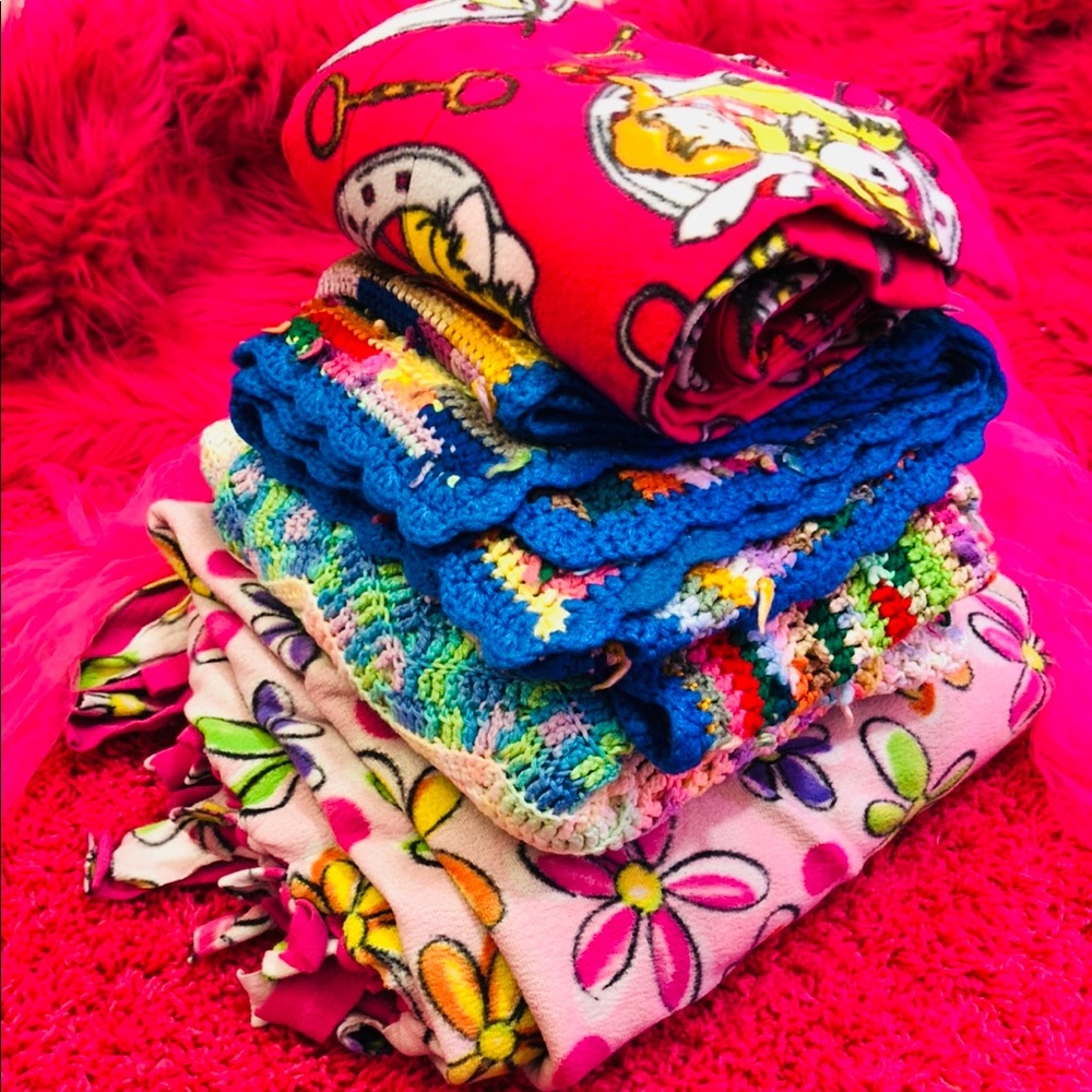 4 handmade beautiful blankets